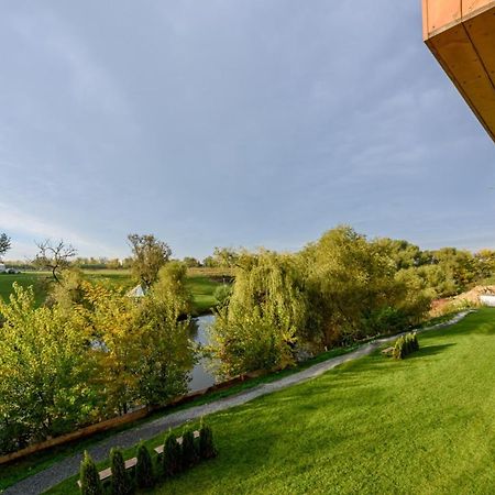 Il Lago - Azur - Cozy Luxurious Smart Home By The Lake Voluntari Екстер'єр фото