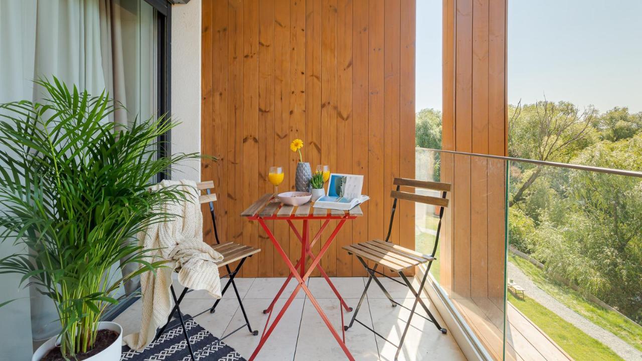 Il Lago - Azur - Cozy Luxurious Smart Home By The Lake Voluntari Екстер'єр фото