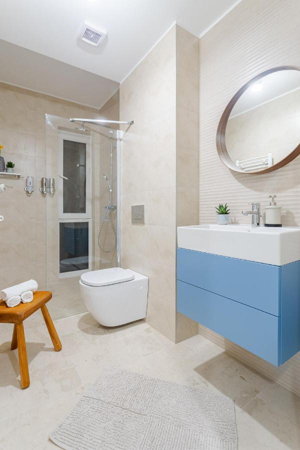 Il Lago - Azur - Cozy Luxurious Smart Home By The Lake Voluntari Екстер'єр фото